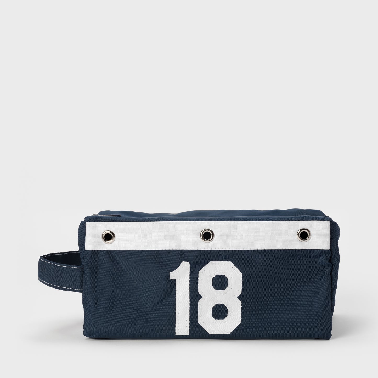 Flagstick Dopp Kit